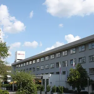 **** Отель Intercityhotel Frankfurt Airport Германия