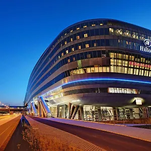 **** Отель Hilton Frankfurt Airport Германия